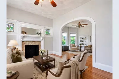 225 Hunts Avenue, Pawtucket, RI 02861 - Photo 5
