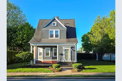 225 Hunts Avenue, Pawtucket, RI 02861 - Photo 3