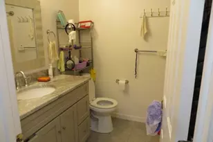 728 Beverage Hill Ave, Pawtucket, RI 02861 - Photo 9