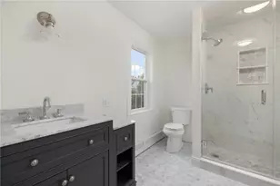 28 Young St, Newport, RI 02840 - Photo 23