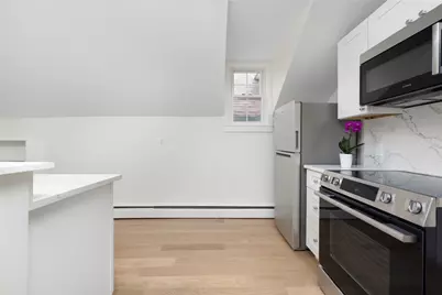 28 Young Street #Unit 3, Newport, RI 02840 - Photo 11
