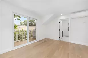 28 Young St, Newport, RI 02840 - Photo 5