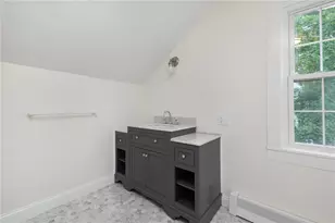 28 Young St, Newport, RI 02840 - Photo 25