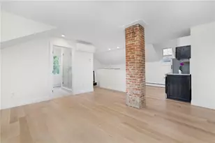 28 Young St, Newport, RI 02840 - Photo 13
