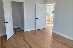 41 Gladstone St, Providence, RI 02905 - Photo 5
