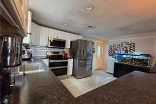 121 Barbara St, Providence, RI 02909 - Photo 15