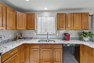 20 Tamarac Dr, Smithfield, RI 02828 - Photo 5