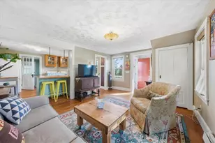 11 Baltimore St, Providence, RI 02909 - Photo 11