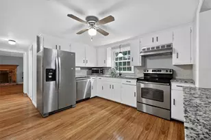 24 Forest View Dr, Cumberland, RI 02864 - Photo 11