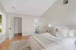 66 Fraser St, East Providence, RI 02914 - Photo 21