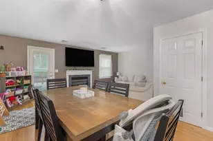 1603 Plainfield Pike, Johnston, RI 02919 - Photo 9