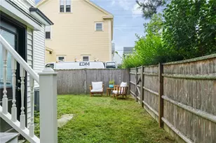 11 Sunshine Ct, Newport, RI 02840 - Photo 21