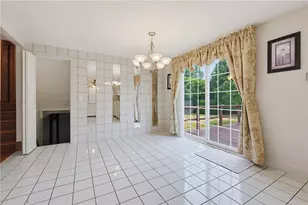 31 Benjamin Ave, Cranston, RI 02920 - Photo 7
