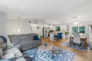 9 Daisy Ct, Cranston, RI 02920 - Photo 9