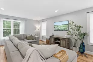 55 South St, West Warwick, RI 02893 - Photo 27