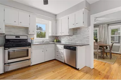 785 Main Avenue, Warwick, RI 02886 - Photo 15