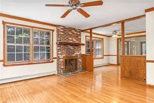 590 Shannock Rd, South Kingstown, RI 02879 - Photo 5