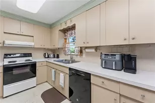 25 Meadow Lark Dr, Westerly, RI 02891 - Photo 15