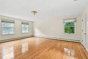 2360 Middle Rd, East Greenwich, RI 02818 - Photo 27