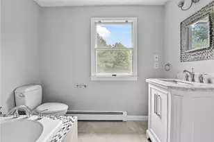 2360 Middle Rd, East Greenwich, RI 02818 - Photo 31
