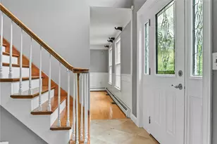 2360 Middle Rd, East Greenwich, RI 02818 - Photo 11