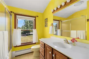 227 Prospect Ave, Middletown, RI 02842 - Photo 29
