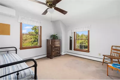 227 Prospect Avenue, Middletown, RI 02842 - Photo 27