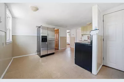 87 Manton Street, Pawtucket, RI 02861 - Photo 15