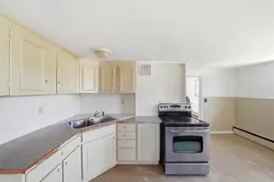 87 Manton St, Pawtucket, RI 02861 - Photo 13