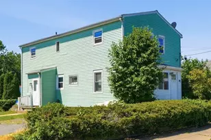 87 Manton St, Pawtucket, RI 02861 - Photo 1