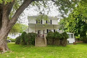 49 Grinell Ave, Tiverton, RI 02878 - Photo 1