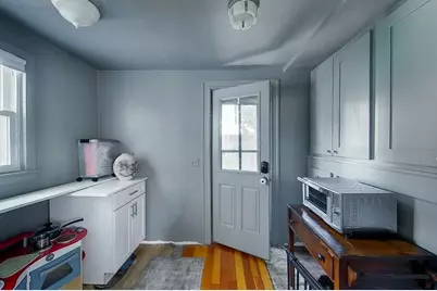 9 Dartmouth Street, Newport, RI 02840 - Photo 13