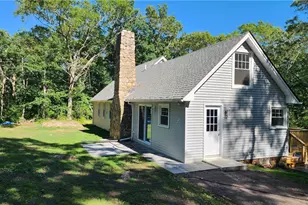 943 Wordens Pond Rd, South Kingstown, RI 02879 - Photo 3