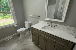 943 Wordens Pond Rd, South Kingstown, RI 02879 - Photo 7