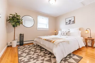 28 Dixon Street, Newport, RI 02840 - Photo 19