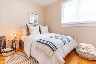 28 Dixon St, Newport, RI 02840 - Photo 35