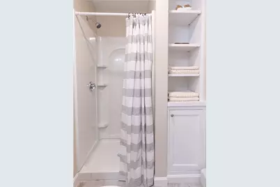 28 Dixon Street, Newport, RI 02840 - Photo 39