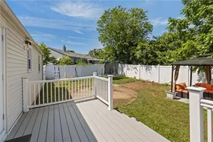 11 Sidney St, West Warwick, RI 02893 - Photo 21