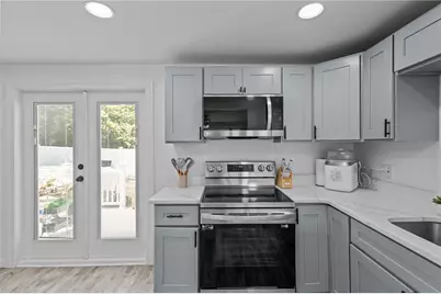11 Sidney Street, West Warwick, RI 02893 - Photo 3