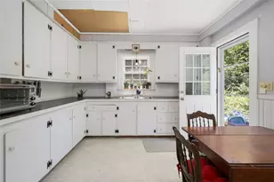 320 Railroad Ave, North Kingstown, RI 02877 - Photo 5