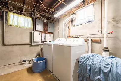 294 Smithfield Avenue, Pawtucket, RI 02860 - Photo 27