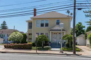 294 Smithfield Ave, Pawtucket, RI 02860 - Photo 9