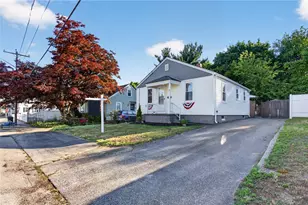 13 Delmont St, Johnston, RI 02919 - Photo 37