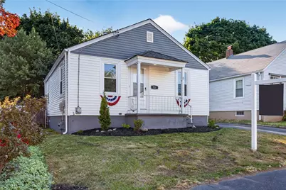 13 Delmont Street, Johnston, RI 02919 - Photo 3