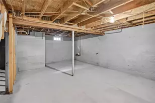 13 Delmont St, Johnston, RI 02919 - Photo 25