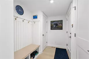 8 Lookout Ln, Portsmouth, RI 02871 - Photo 39