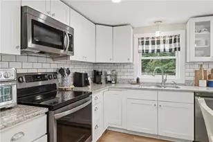 1070 Tarkiln Rd, Burrillville, RI 02830 - Photo 9