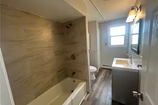 605 Broadway, Pawtucket, RI 02860 - Photo 19