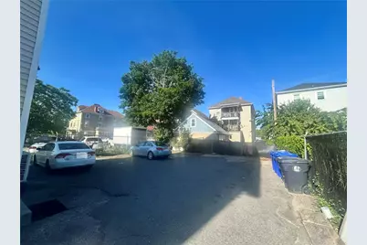 605 Broadway, Pawtucket, RI 02860 - Photo 13