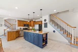 10 Blanding Ave, Barrington, RI 02806 - Photo 11